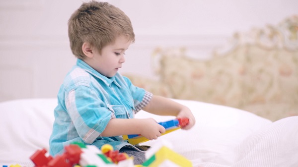 Đồ chơi giúp kich thích phát triển các giác quan cho bé