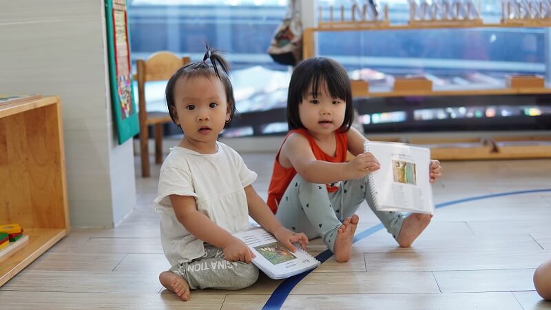 Quá trình phát triển của ngôn ngữ mẹ đẻ ở trẻ Quá trình phát triển của ngôn ngữ mẹ đẻ ở trẻ